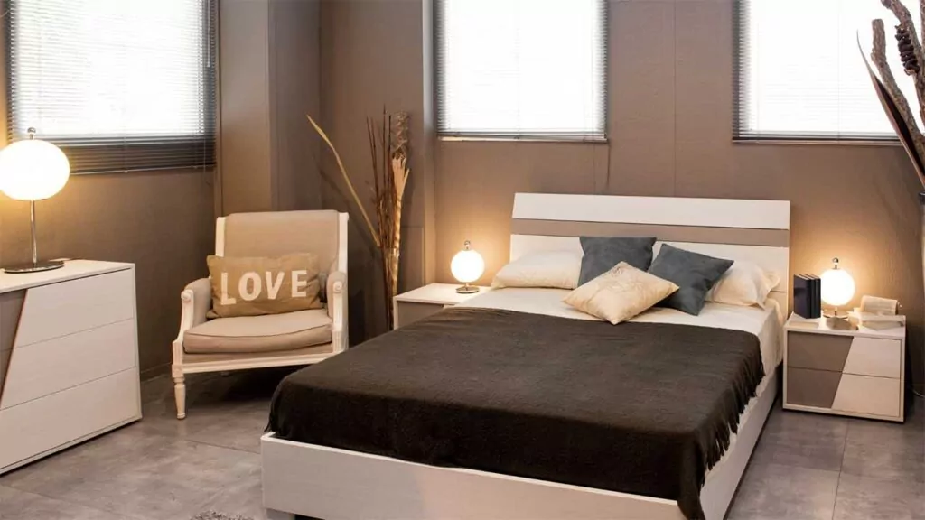 Cozy bedroom with modern decor featuring neutral tones