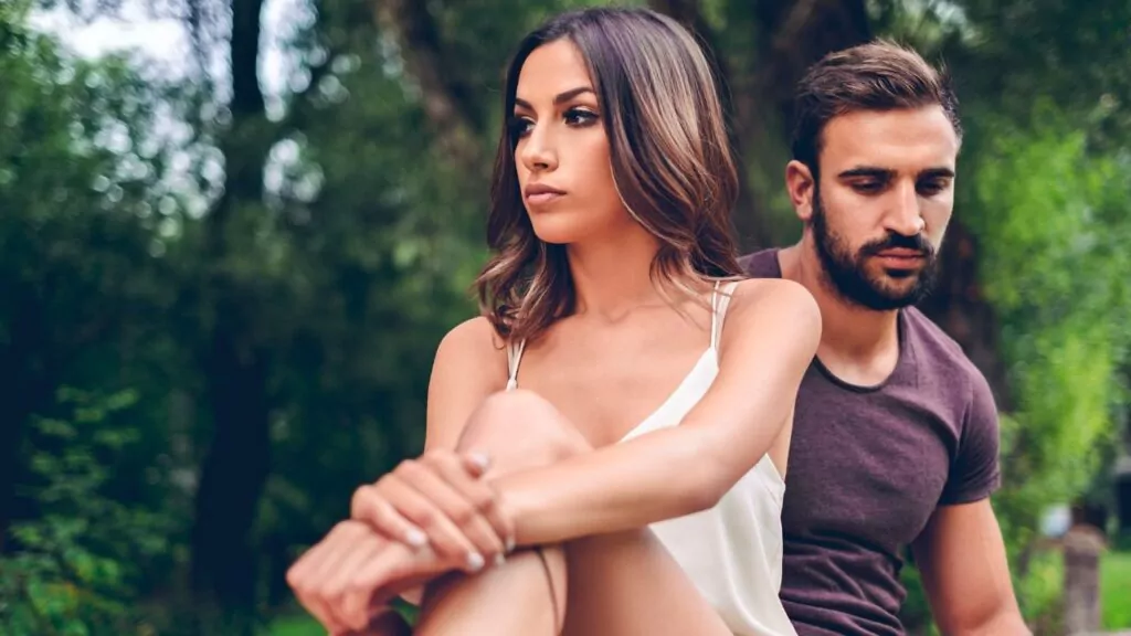 Why Does My Girlfriend Hate Me? 30 Subtle Signs & Reasons You’re Missing